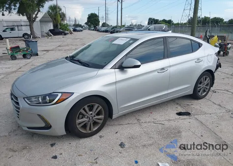 2018 Hyundai Elantra Value Edition z USA, uszkodzony, nr VIN 5NPD84LF0JH400565